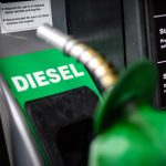 Litro do diesel ficará R$ 0,30 mais barato nesta quarta