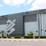 Coronavírus: bancos suspendem pagamento de dívidas