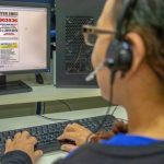 Central de atendimentos para realização de matrículas da rede municipal de ensino gera reclamações