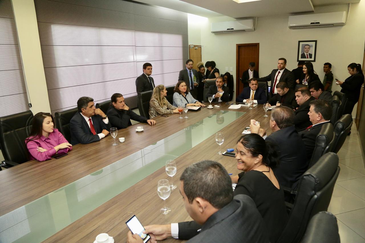 Mesa Diretora Da Assembleia Legislativa é Reconduzida Por Unanimidade ...