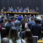 APIB pede retirada de pauta do PL que libera mineração em Terras Indígenas