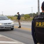 PRF monitora fronteiras em RR para evitar a entrada de estrangeiros; aeroportos adotam restrições a partir de segunda (23)