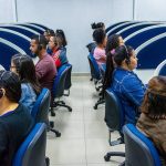 Call center de matrículas da rede municipal continua dando problemas, relatam pais