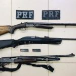 PRF apreende armas e recupera motocicleta em Roraima