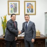 Mourão diz que vai conversar com ministérios para tentar resolver situação migratória em RR