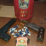 Guardas civis e policiais da Força Tática estouram boca de fumo em Mucajaí; um suspeito foi preso com pasta de coca