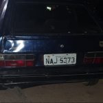 Homem é preso por dirigir bêbado veículo furtado; na delegacia, ex-mulher o denunciou por agressão com cabo de vassoura