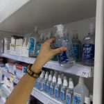 Aumento repentino no preço de itens de prevenção ao coronavírus é ilegal