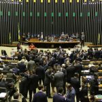 Congresso aprova orçamento de 2022 com R$ 89 bilhões para o pagamento do Auxílio Brasil