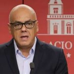 Venezuela confirma terceira morte por coronavírus; casos vão a 129