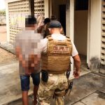 Dois jovens são presos durante operação contra organização criminosa em Normandia