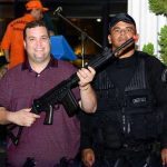 Deputado estadual publica foto com arma em tom de ameaça a magistrados, ‘a toga não é mais forte que o fuzil’