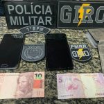 Jovens são detidos suspeitos de roubarem o celular de mecânico no Caimbé