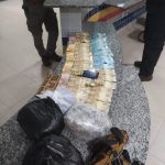 Dois jovens são presos em flagrante por tráfico de drogas na BR-401