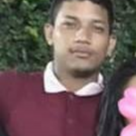 Jovem é morto a tiros em lava-jato no Pintolândia