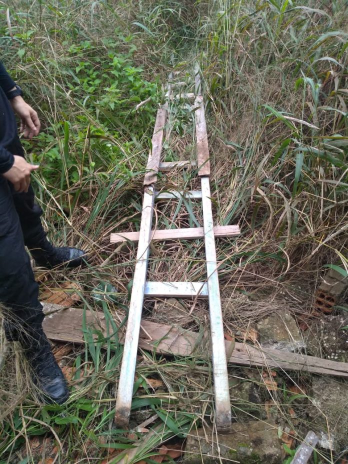 a9f6d71d-c249-4c1c-818b-1c008574e5b1