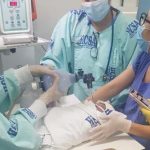 Bebê socorrido por policiais em avenida de Boa Vista morre na Maternidade