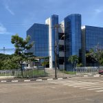 Urnas eletrônicas serão carregadas e lacradas nesta terça (3)