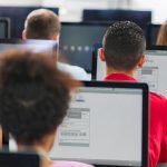 Roraima tem 67,2% de abstenção no Enem digital e número de faltosos supera primeiro dia