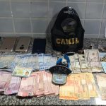 Polícia estoura boca de fumo e encontra drogas, celulares e dinheiro na zona Oeste de Boa Vista