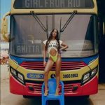 Cartaz do single da Anitta ‘Girl From Rio’ viraliza e ganha versões de famosos