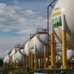 Gasolina e diesel ficam mais baratos hoje nas refinarias