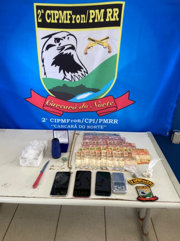 Suspeito de vender drogas em Caracaraí é capturado pela Polícia ao tentar fugir