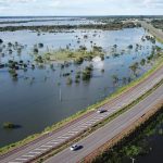 PRF reforça alerta para perigo de acidentes em trecho alagado da BR-401, no Cantá