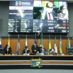 Veja quais deputados aprovaram homenagem à secretário réu por improbidade administrativa