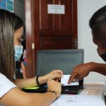 Ações de orientação trabalhista são levadas à migrantes em Pacaraima