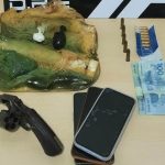 Três são presos em flagrante com drogas, dinheiro e arma de fogo na zona Oeste de Boa Vista
