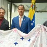 Ativista se disfarçou de padre para ir à Venezuela e quer Papa em Roraima