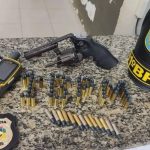 Homem com passagem por porte ilegal de arma é preso com revólver e munições em Boa Vista