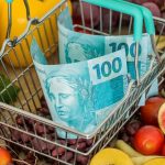 Brasil tem segundo mês de deflação em agosto, com queda de 0,36%, diz IBGE