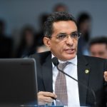 Projeto de Mecias quer autorizar a transferência de titularidade de passagens aéreas