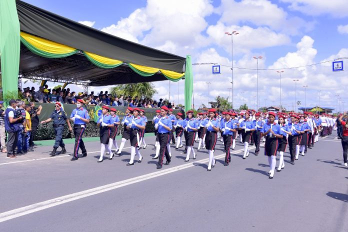 5D57B320-3D03-47AA-8FDC-E9246A7A2D17