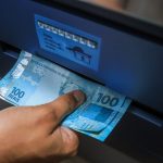 Salário mínimo de R$ 1.320 está em vigor
