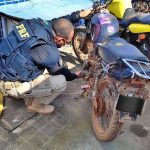 PRF recupera veículo adulterado e prende duas pessoas por crimes de trânsito em Roraima
