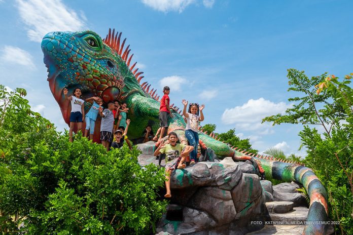 52418637270_c8263ee8dd_c