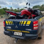 Motociclista embriagado é preso com crack ao fazer manobras na BR-401,em Boa Vista