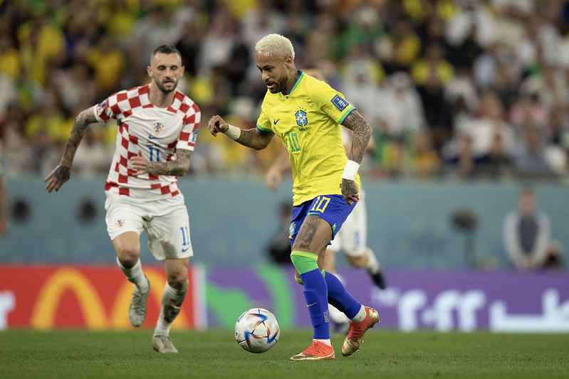 Brasil perde nos pênaltis para a Croácia e está fora da Copa – DW –  09/12/2022