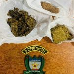 Dois são presos com skunk e pasta base de cocaína no interior de Roraima