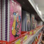 Com reajuste que pode chegar até 30%, pesquisa é fundamental na hora de comprar material escolar