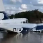 Avião com 6 pessoas faz pouso forçado no rio Cauamé, em Boa Vista