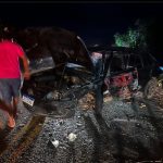 Motorista e passageiro ficam feridos após carros baterem de frente na RR-205