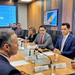 Parlamentares de Roraima se reúnem com ministro dos transportes para cobrar soluções para a BR-174