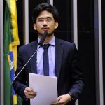 Deputado aciona Justiça contra Simone Denarium e esposas de ministros e governador em TCEs
