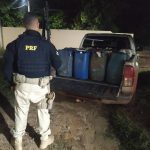 Mais de 700 litros de combustível irregular são apreendidos pela PRF na BR-401, em Bonfim