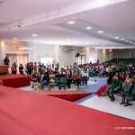 Arthur empossa mais 71 concursados da educação