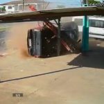 Picape avança preferencial, é atingida por van do Exército e capota em Boa Vista